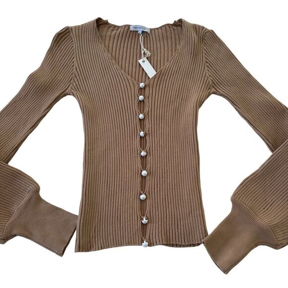 NWT Crescent Neutral Tan Ribbed Knit Balloon Sleeve Blouse, Small - Picture 3 of 7